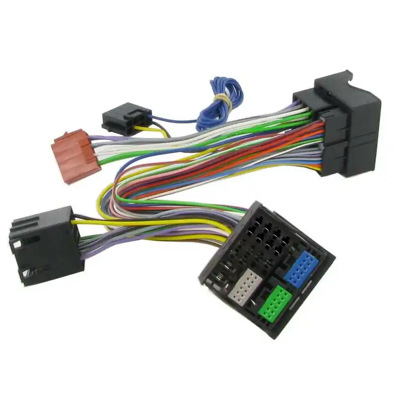 ISO redukce pro Handsfree - Audi / Seat / Škoda / VW (od 2007->) plně osazena Nejprodávanější
