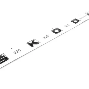 Nová Kolekce Zadní středový nápis ŠKODA pro Škoda Karoq (2017 - 2024) - originál
