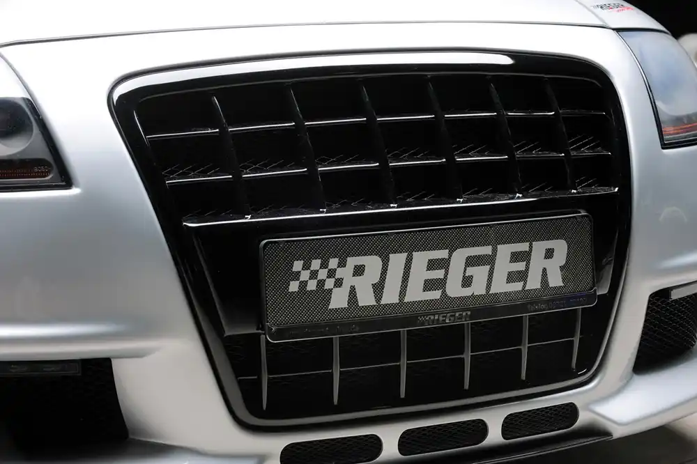Rieger maska chladiče s integrovaným držákem SPZ pro Audi TT 8N kupé, roadster, plast ABS lakovaný do černé lesklé barvy Víkendová Akce