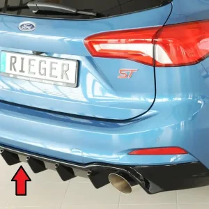 Značkový Rieger vložka zadního nárazníku pro Ford Focus 4 DEH 5-dvéř. (combi), plast ABS lakovaný do černé lesklé barvy, pro sportovní koncovky vlevo/vpravo 115 mm
