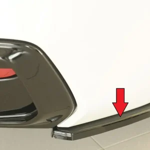 Značkový Rieger spoiler pod zadní nárazník na pravé straně pro BMW řada 1 F21 sedan / 2-dvéř. r.v. 05/2015-, plast ABS lakovaný do černé lesklé barvy