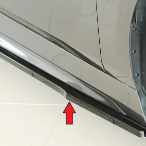 Rieger spoiler pod boční práh mont. strana pravá pro BMW řada 1 F40 hatchback / 4-dr., 07/19-, plast ABS lakovaný do černé lesklé barvy Horká Nabídka