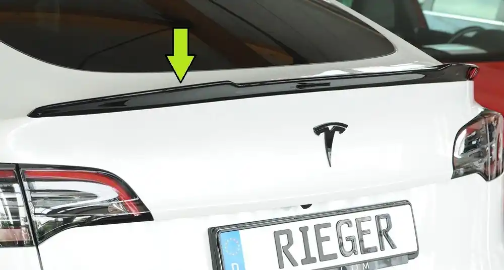 Objednat Nyní Rieger prodloužení víka kufru pro Tesla Model Y 003, plast ABS lakovaný do černé lesklé barvy
