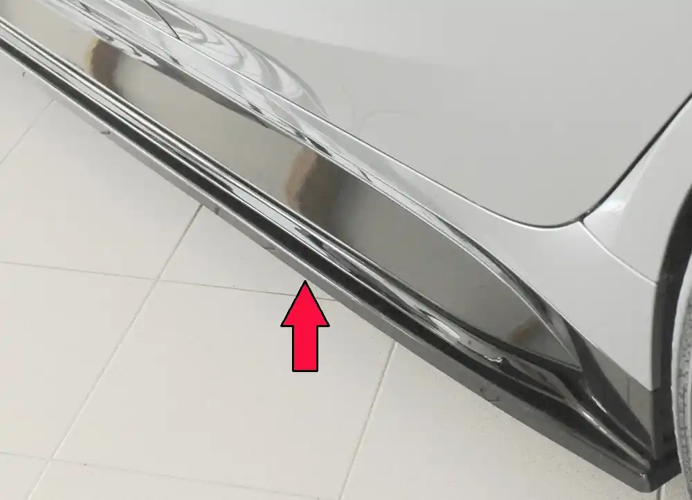 Kup Teď Rieger spoiler pod boční práh mont. strana levá pro BMW řada 3 G81 M3 touring, 07/22-, plast ABS lakovaný do černé lesklé barvy