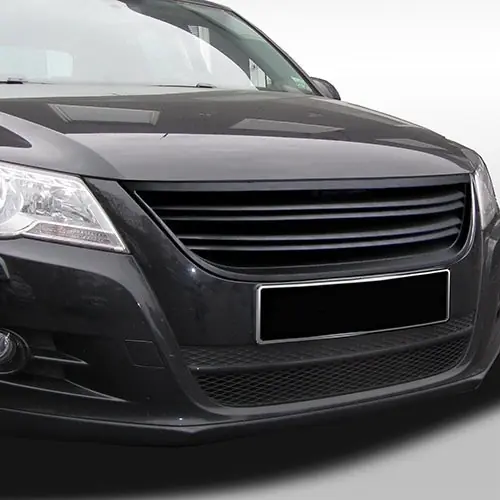 Víkendová Akce Volkswagen Tiguan I 2007-2011 před FL - Přední maska černá bez znaku