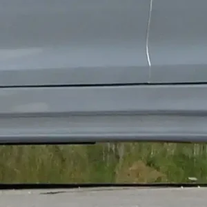 Finální Výprodej Rieger boční práh mont. strana pravá pro Volkswagen Jetta 3 1KM 5-dvéř., r.v. 08/05-, plast ABS bez povrchové úpravy, s prolisem a výřezem