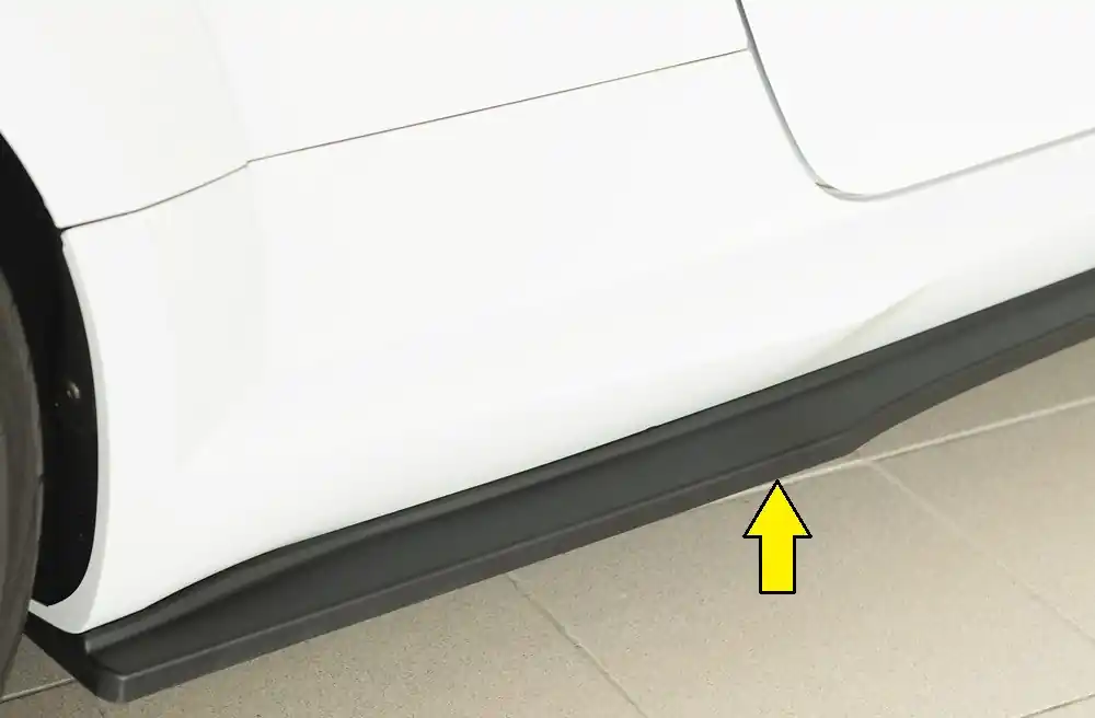 Ihned K Objednání Rieger spoiler pod boční práh (ca. 19mm) mont. strana pravá pro Audi TT RS 8J, 8J1-FV, 8S roadster, r.v. 05/16-08/18, plast ABS bez povrchové úpravy