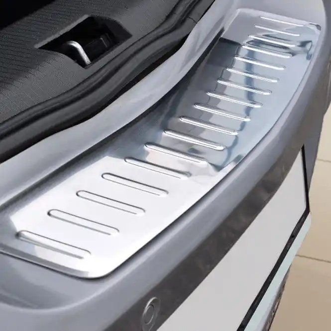 Nerezový kryt prahu zadních dveří Opel Astra H Hatchback (2004 - 2012) - Avisa Aktuální