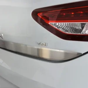 Nerezová lišta hrany kufru Seat Leon III (2013 - 2016) - matná - Avisa Výprodej