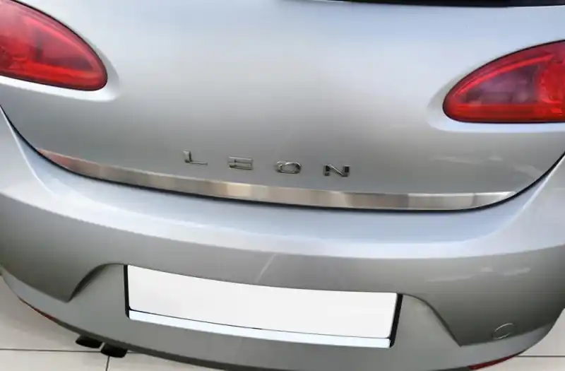 Odeslání Ihned Nerezová lišta hrany kufru Seat Leon II (2005 - 2012) - matná - Avisa