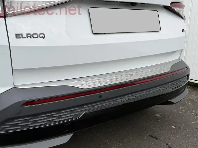 Horká Nabídka Škoda Elroq 2025-> - práh pátých dveří s výstupky ALU BRUSH matný